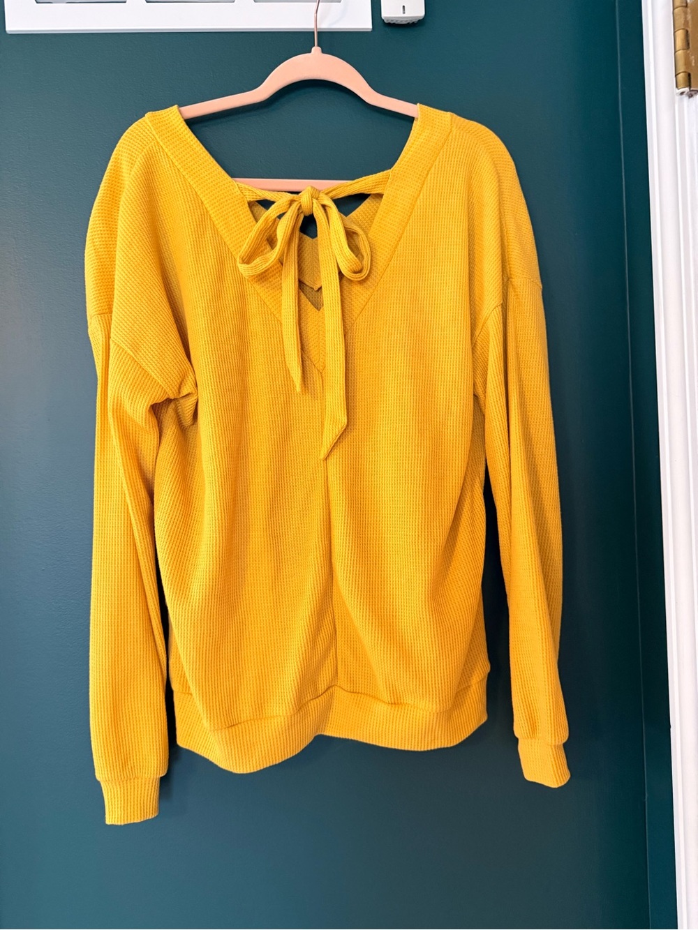 Women’s Tie-Back Waffle Knit Pullover Sweatshirt in Yellow